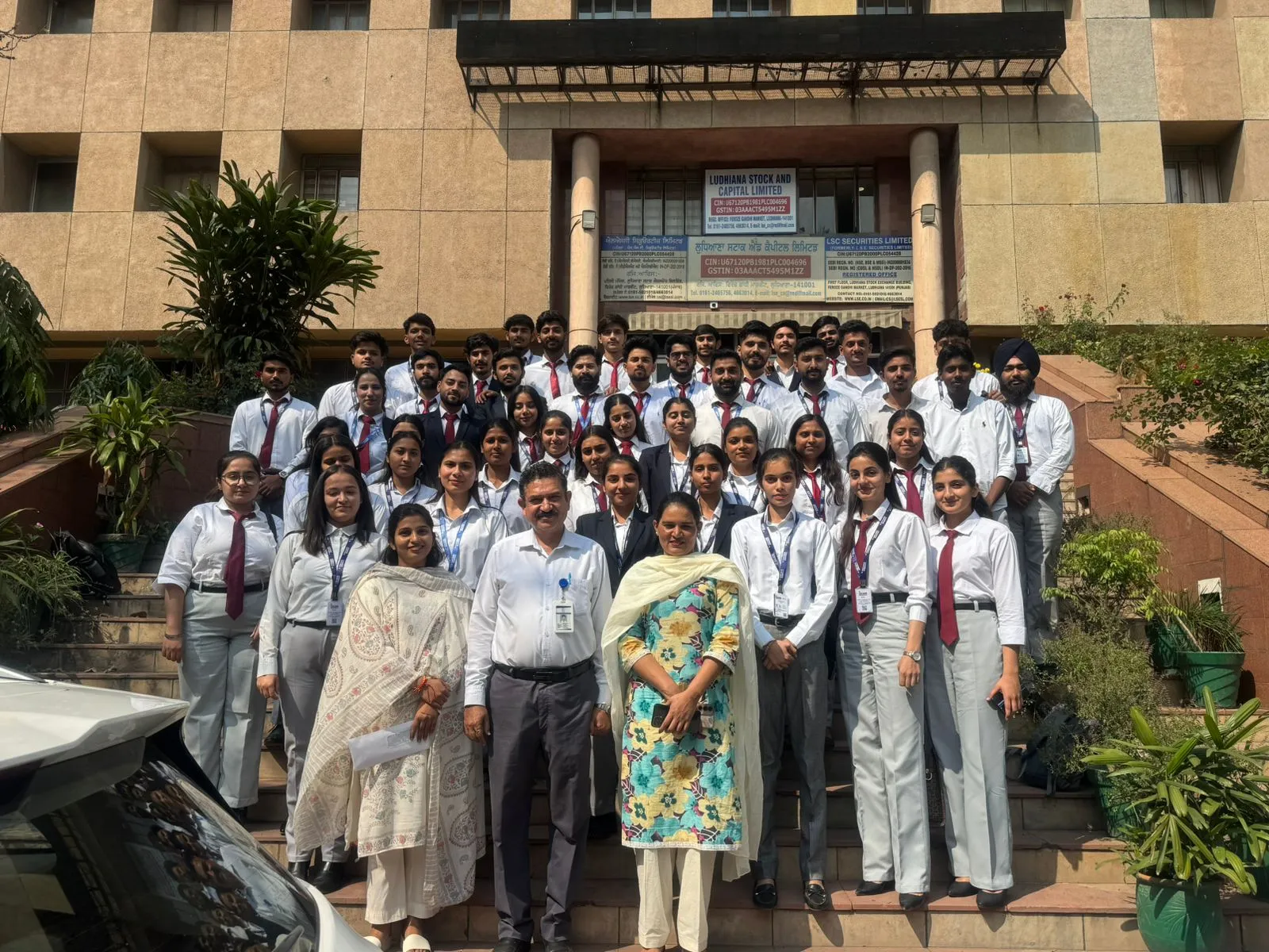 MBA students of USMS visited Ludhiana Stock and Capital Limited , gaining valuable insights into stock and capital market operations, investor awareness, and risk management, while enhancing their practical understanding and bridging the gap between theoretical concepts and real-world financial market practices.. (23/03/2026)